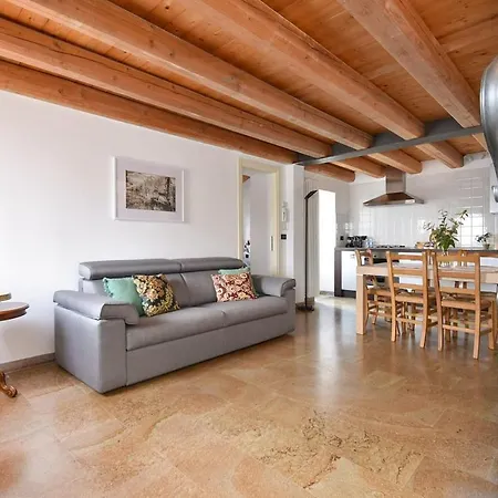 Calaone Wondeful Duplex Con Parcheggio X4 公寓